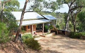 Trestrail Cottage Accommodation